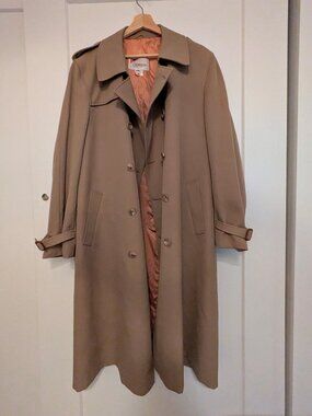 Croydon Trench Coat 44R